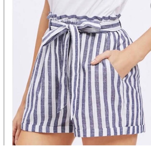 Chico’s Pants - Chico’s Bermuda shorts